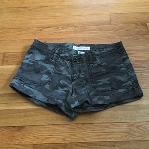 ✨Shorts: 1 for $7, 2 for $10✨